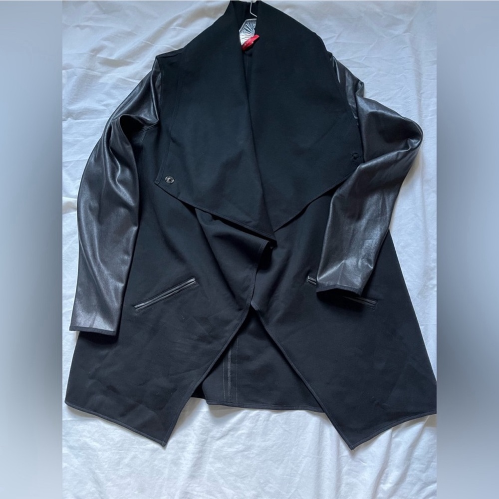 SPANX Drape Front Jacket Size Large